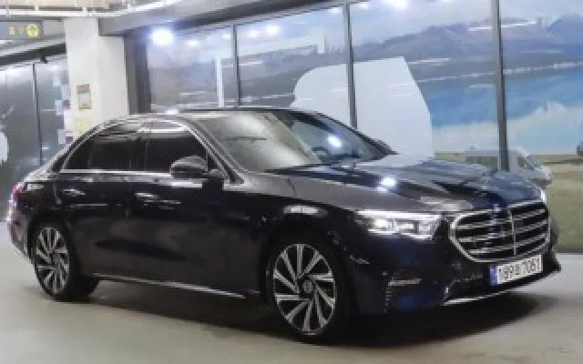인천수입중고차매매사이트 E-클래스 W214 E300 4MATIC 매물 사진 1 - 2024/09 32,408km