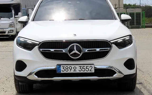 인천수입중고차매매사이트 GLC클래스 X254 GLC300 4MATIC 아방가르드 매물 사진 2 - 2025/11 7,857km